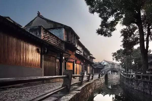 中國古鎮(zhèn)：淺析32個中國最美古鎮(zhèn)！
