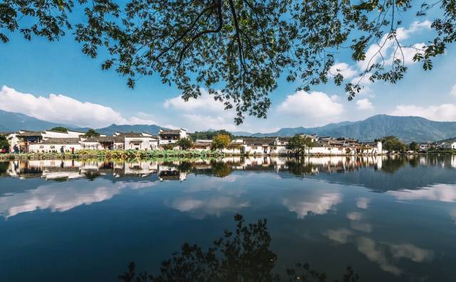 中國古鎮(zhèn)：淺析32個中國最美古鎮(zhèn)！