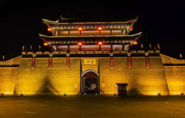 中國古鎮(zhèn)：淺析32個中國最美古鎮(zhèn)！