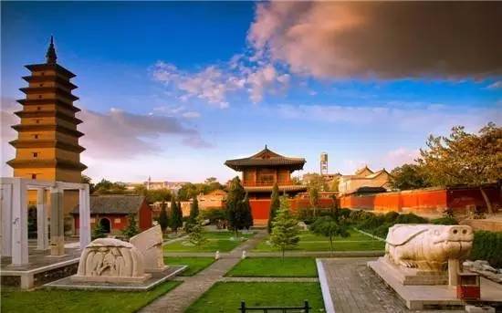 中國古鎮(zhèn)：淺析32個中國最美古鎮(zhèn)！