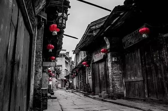 中國古鎮(zhèn)：淺析32個中國最美古鎮(zhèn)！