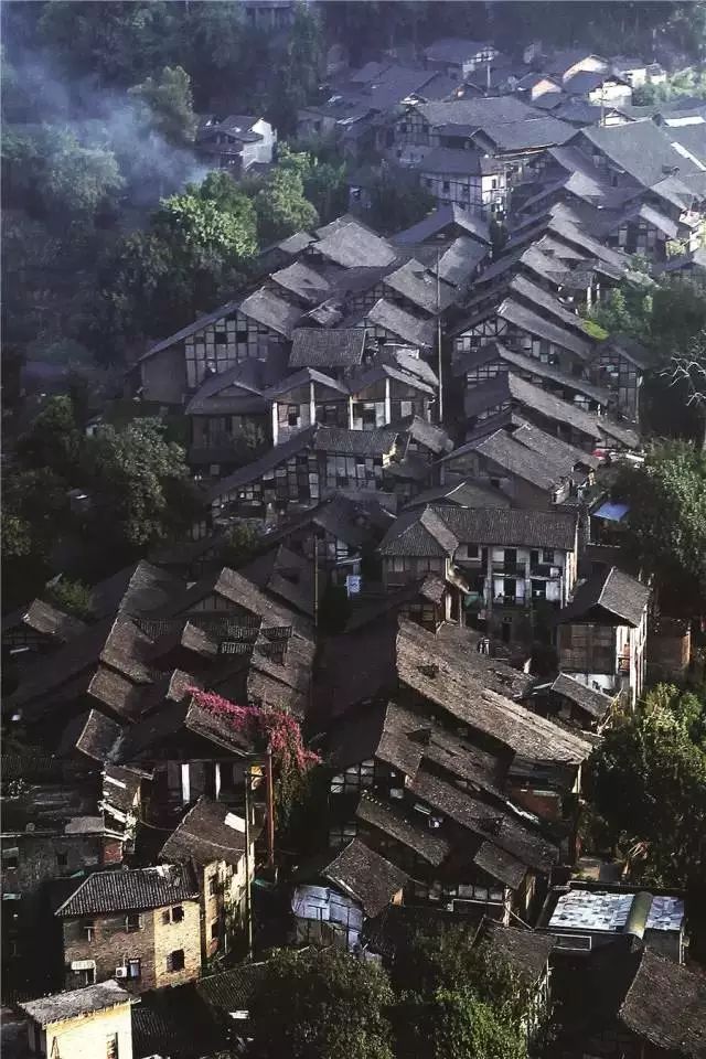 中國古鎮(zhèn)：淺析32個中國最美古鎮(zhèn)！
