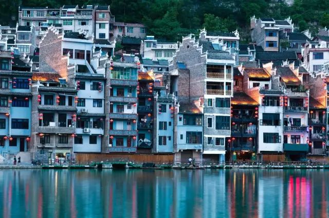 中國古鎮(zhèn)：淺析32個中國最美古鎮(zhèn)！