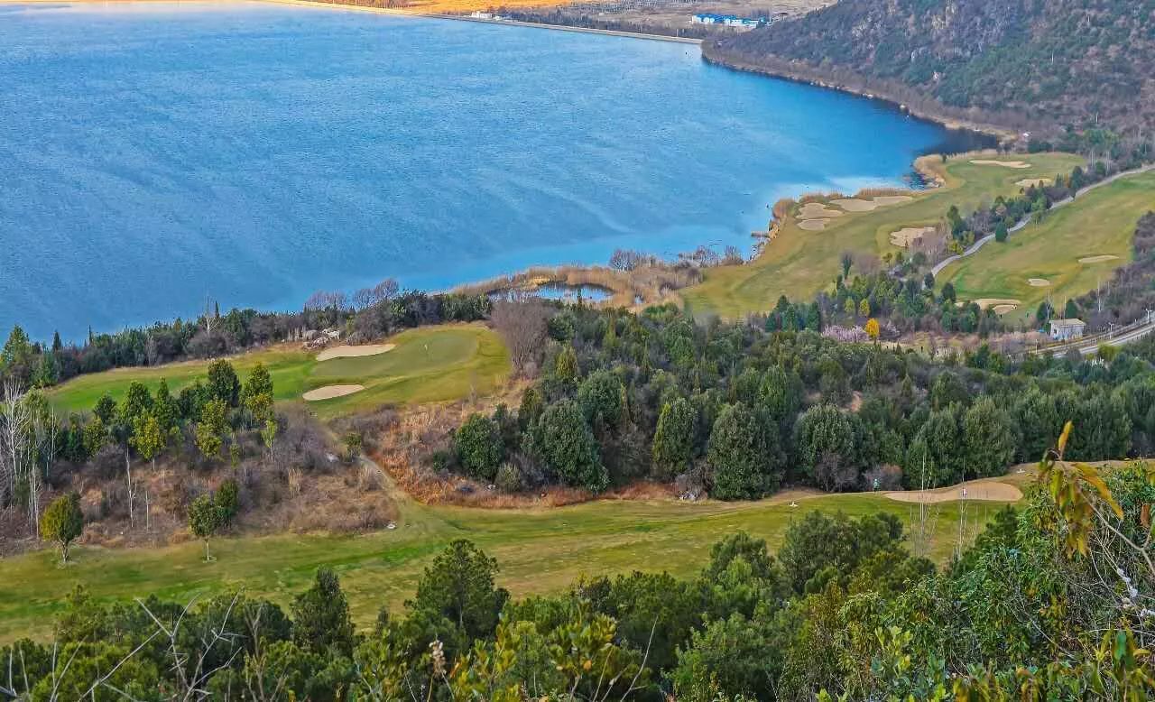 麗江·靈凈山舍，一花一木一世界！