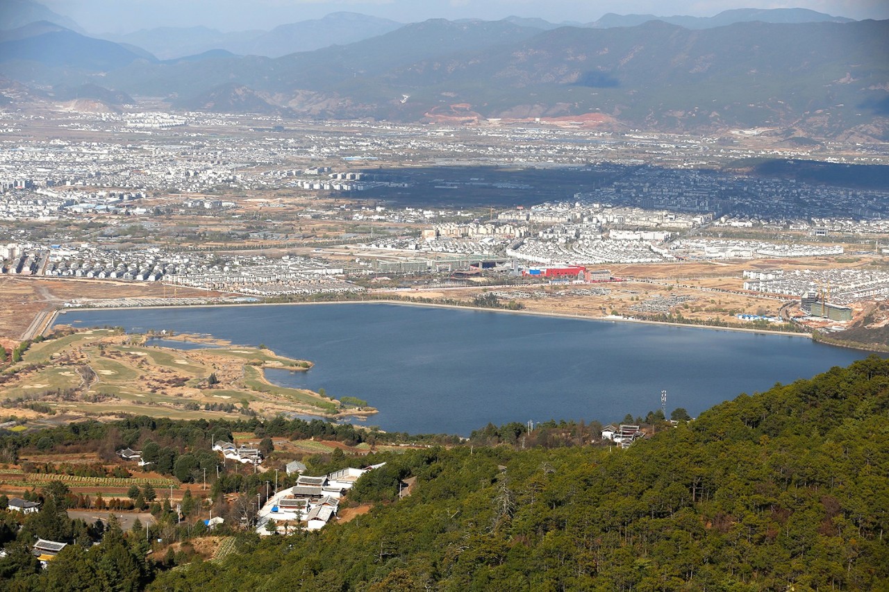 麗江·靈凈山舍，一花一木一世界！