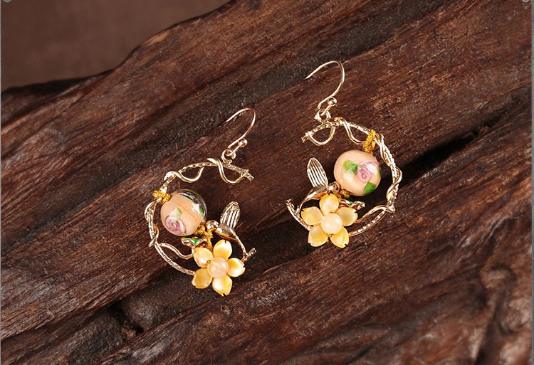 華貴典雅閃閃耳環(huán)，清新淡黃花朵耳環(huán)首飾