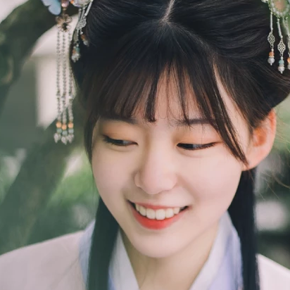 文藝淡雅女生頭像，唯美古風(fēng)真人頭像