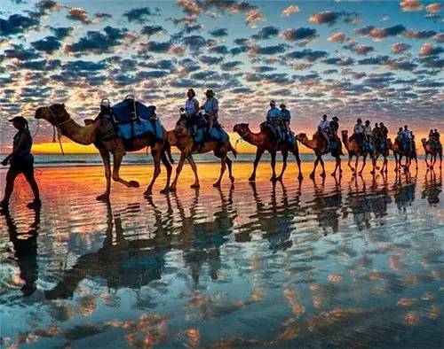 美到骨子里的夕陽(yáng)風(fēng)景：青山依舊在，幾度夕陽(yáng)