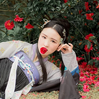 嬌艷花朵女生頭像，唯美古風(fēng)真人頭像