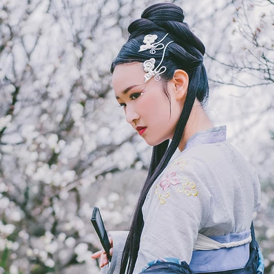 嬌艷花朵女生頭像，唯美古風(fēng)真人頭像