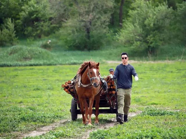 承德·衍居院上野奢度假，策馬奔騰活得瀟瀟灑灑