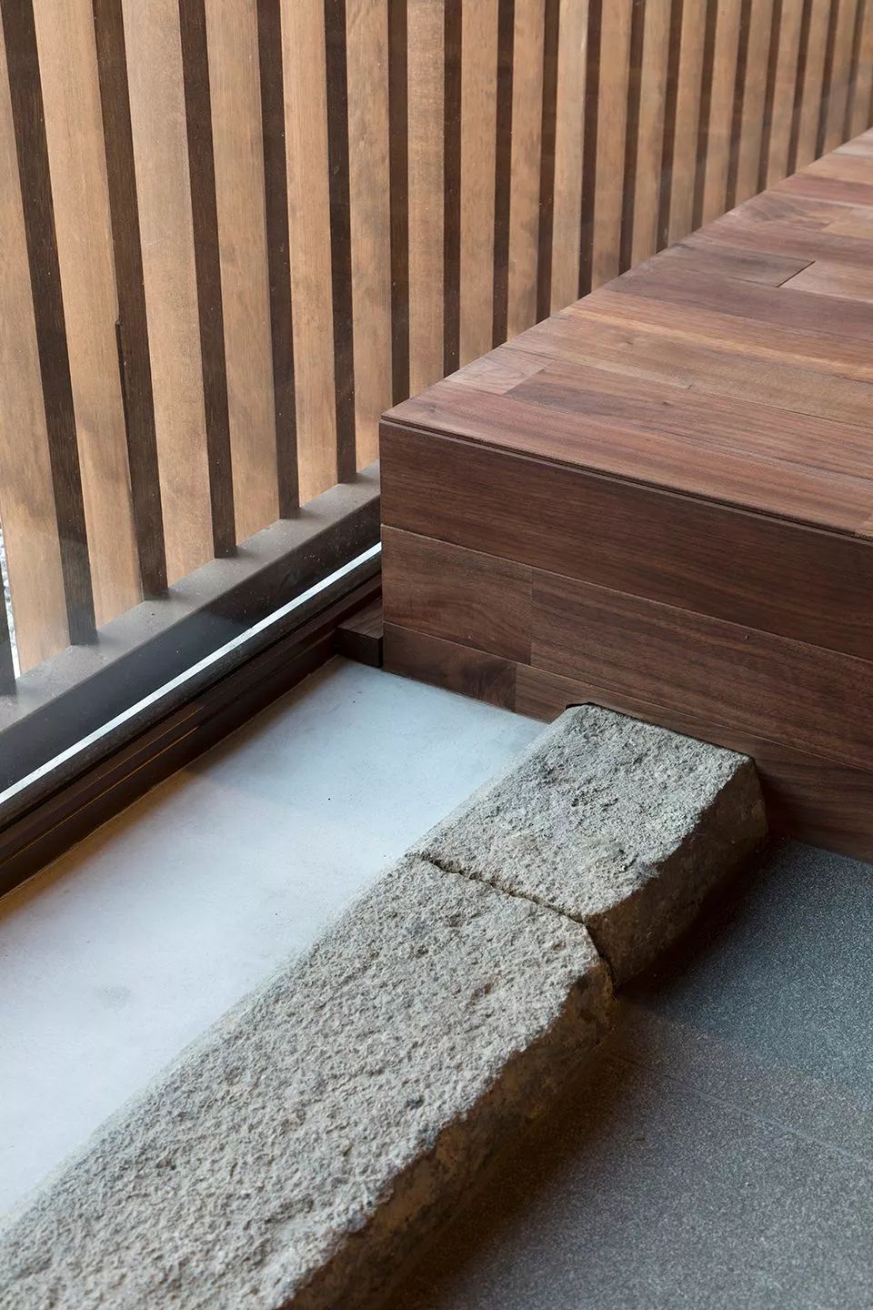 極簡東方韻味：兩款禪意中式裝修設計