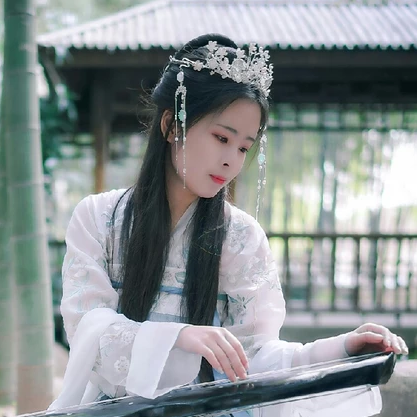 詩(shī)意琴女女生頭像，唯美古風(fēng)真人頭像