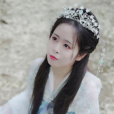 詩(shī)意琴女女生頭像，唯美古風(fēng)真人頭像