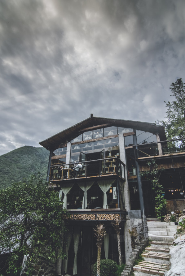 青田坐忘閣·藏書閣民宿，找回初心尋找回家的路