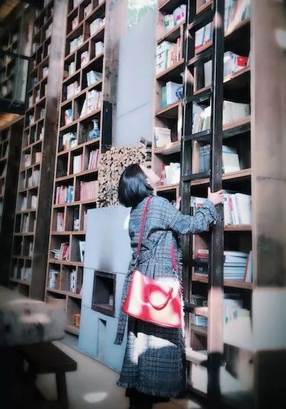 青田坐忘閣·藏書閣民宿，找回初心尋找回家的路