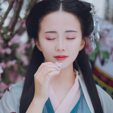 夢(mèng)花期小清新女生頭像，唯美古風(fēng)真人頭像