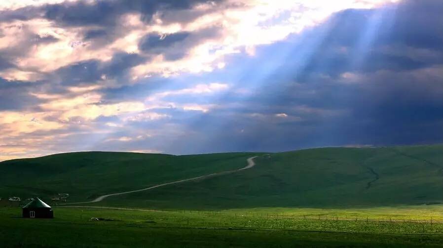 如詩如畫的草原意境，唯美風景圖片！