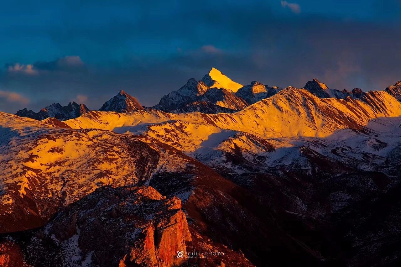 光和云朵·雪寶頂，喂馬劈柴看盡四季繁華