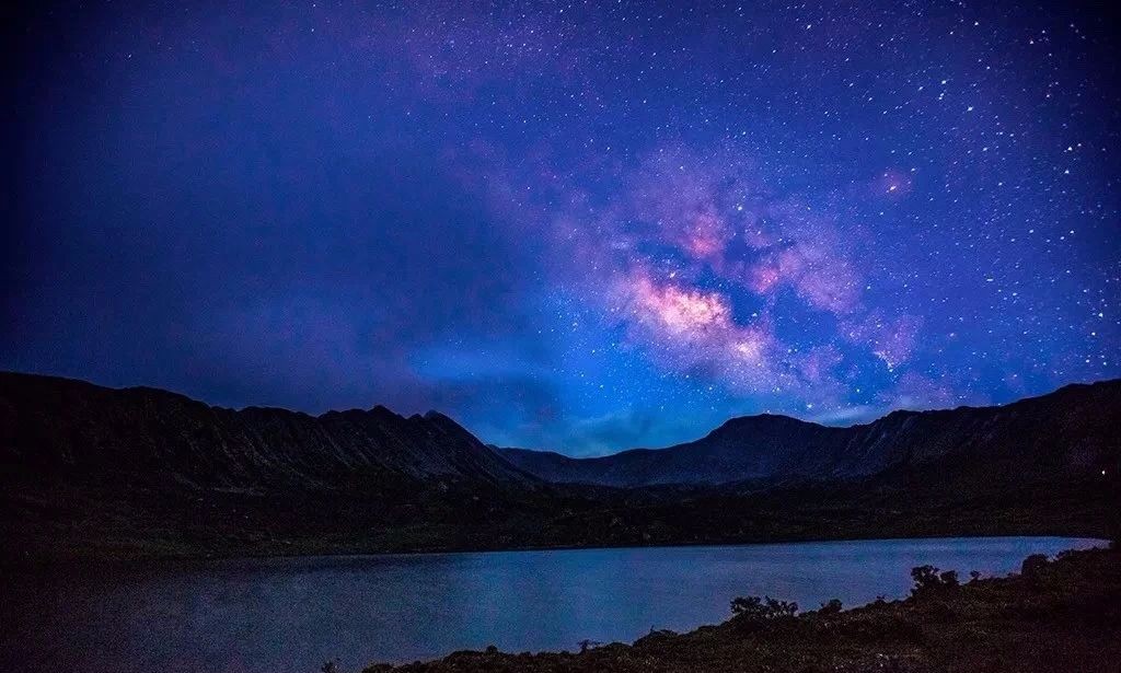 光和云朵·雪寶頂，喂馬劈柴看盡四季繁華