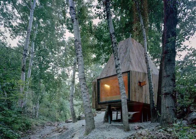 光和云朵·雪寶頂，喂馬劈柴看盡四季繁華