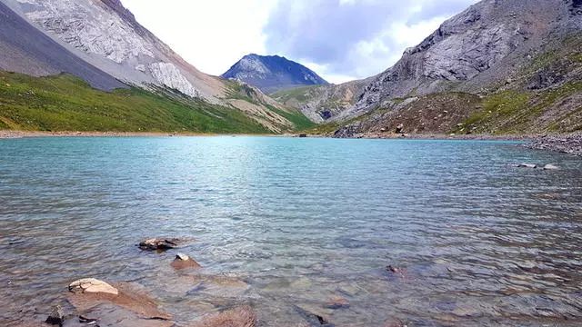 光和云朵·雪寶頂，喂馬劈柴看盡四季繁華