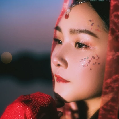 紅衣裳女生頭像，唯美古風真人頭像