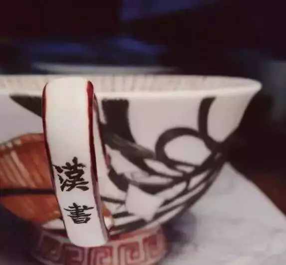 自帶仙氣的手繪插畫，古典與現(xiàn)代的巧妙結(jié)合