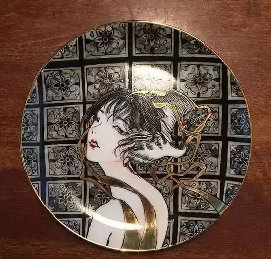 自帶仙氣的手繪插畫，古典與現(xiàn)代的巧妙結(jié)合