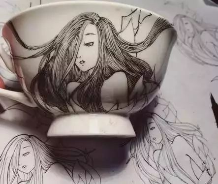 自帶仙氣的手繪插畫，古典與現(xiàn)代的巧妙結(jié)合