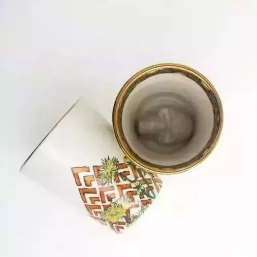 自帶仙氣的手繪插畫，古典與現(xiàn)代的巧妙結(jié)合