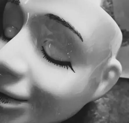 自帶仙氣的手繪插畫，古典與現(xiàn)代的巧妙結(jié)合