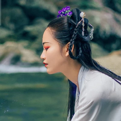 青蓮芙蓉女生頭像，唯美古風(fēng)真人頭像