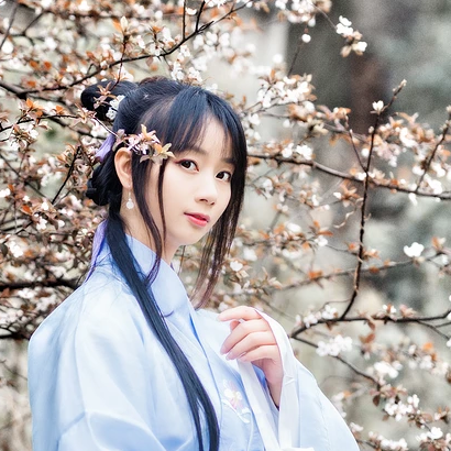 風花雪月帶傘女生頭像，唯美古風真人頭像