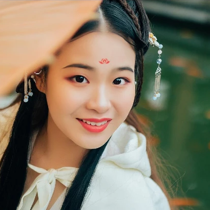 超萌可愛帶團(tuán)扇女生頭像，唯美古風(fēng)真人頭像