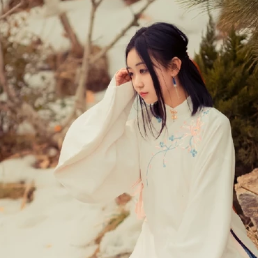 清新文藝淡雅女生頭像，唯美古風(fēng)真人頭像