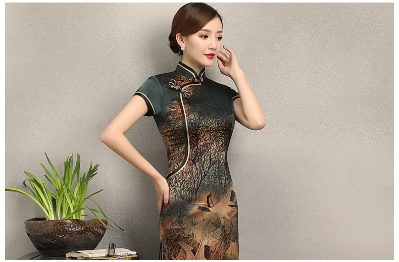 福連文苑仙鶴飛舞旗袍，優(yōu)雅古典修身旗袍裙