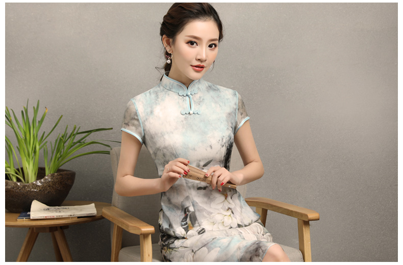 清雅華貴白玉蘭旗袍，復(fù)古真絲旗袍裙