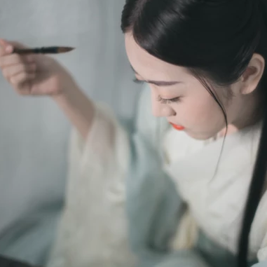 文藝清新碧春女生頭像，唯美古風(fēng)真人頭像