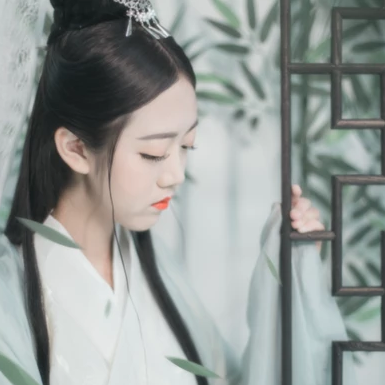 文藝清新碧春女生頭像，唯美古風(fēng)真人頭像