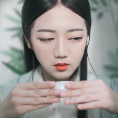 文藝清新碧春女生頭像，唯美古風(fēng)真人頭像