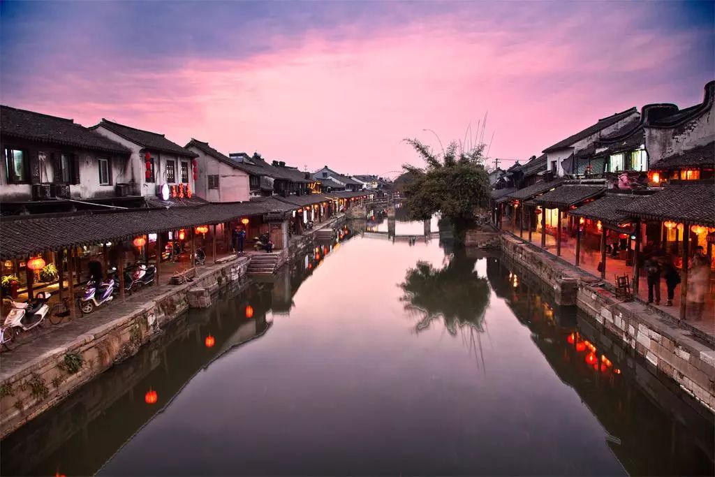 中國(guó)最適合私奔的10個(gè)古鎮(zhèn)：春暖花開(kāi)旅途美麗！