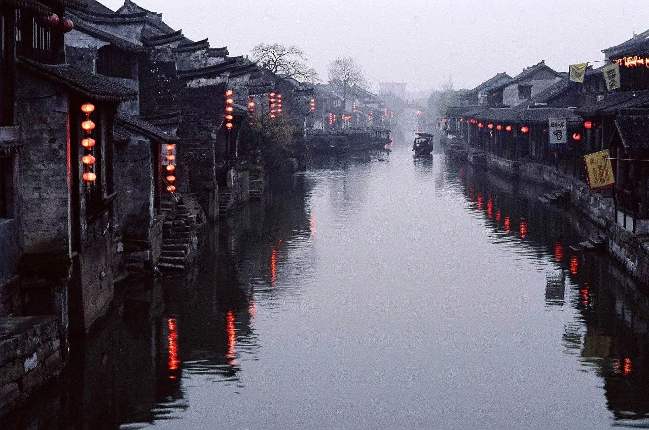 中國(guó)最適合私奔的10個(gè)古鎮(zhèn)：春暖花開(kāi)旅途美麗！