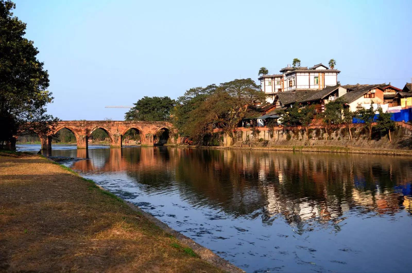 中國最適合私奔的10個古鎮(zhèn)：春暖花開旅途美麗！