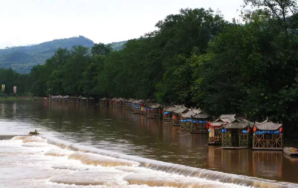 中國最適合私奔的10個古鎮(zhèn)：春暖花開旅途美麗！