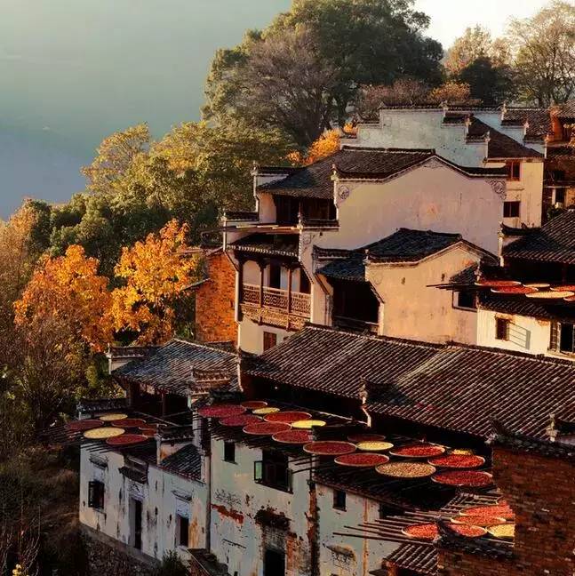 中國(guó)最適合私奔的10個(gè)古鎮(zhèn)：春暖花開旅途美麗！