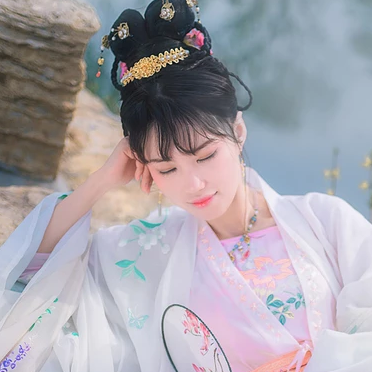 櫻粉清新女生頭像，唯美古風(fēng)真人頭像