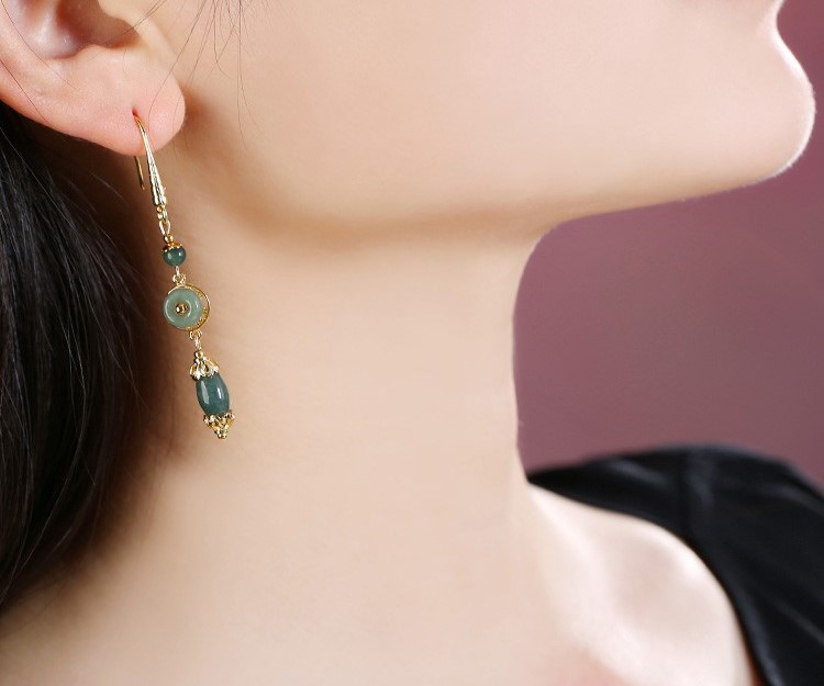 氣質(zhì)翡翠吊墜耳環(huán)，古風(fēng)古典首飾