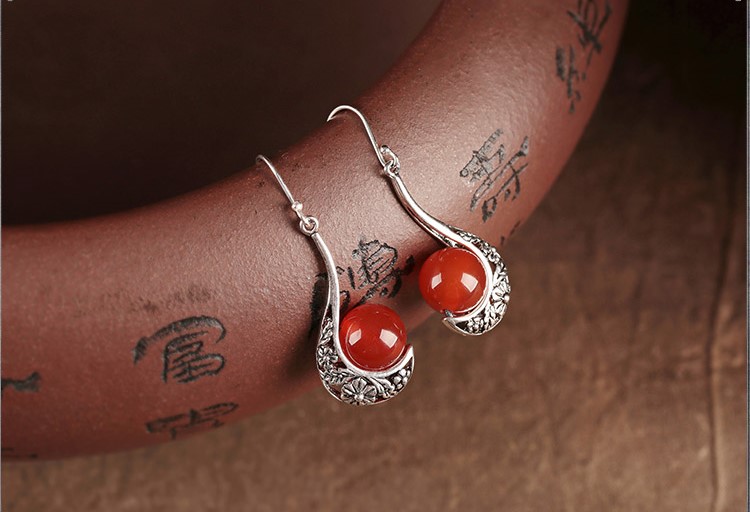 傾若典雅氣質(zhì)耳環(huán)，簡約古風(fēng)紅色首飾