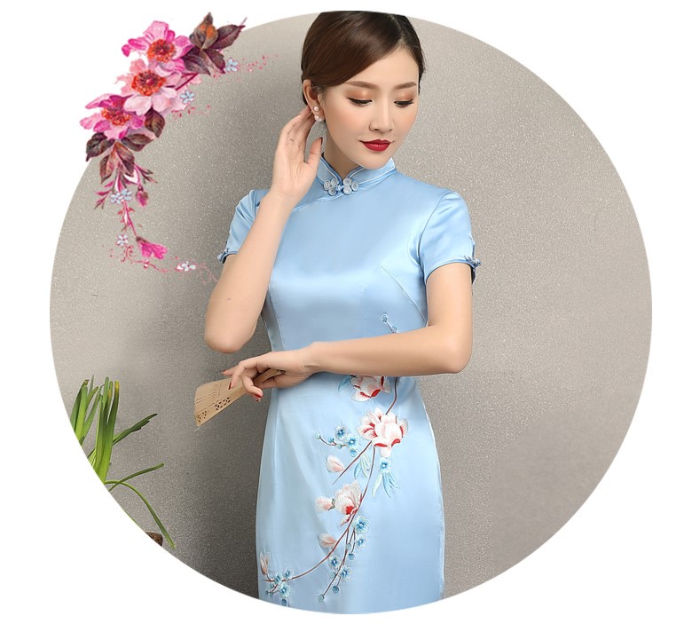 淡藍(lán)清新繡花旗袍，散香時(shí)尚旗袍裙